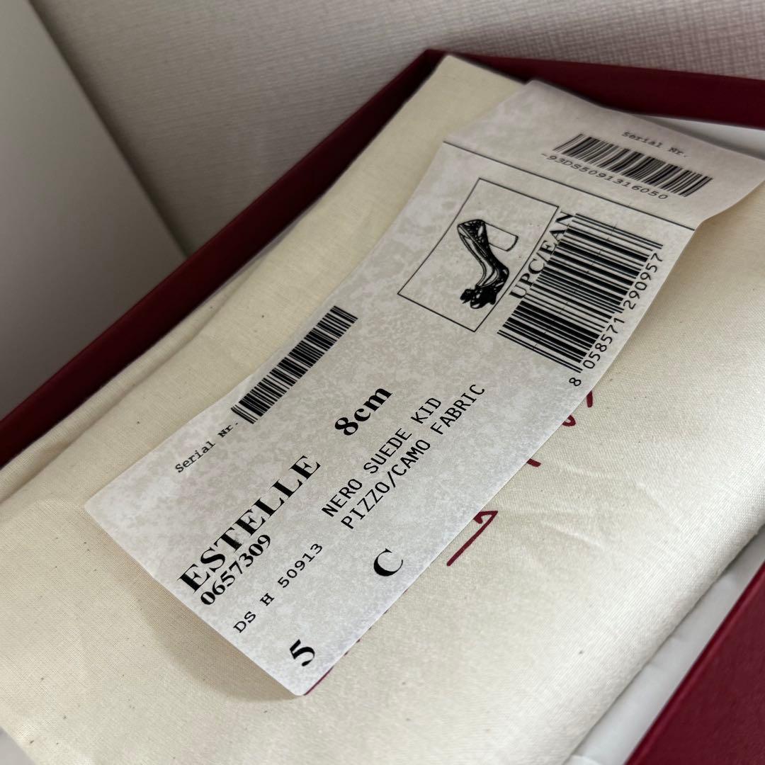 Ferragamo ESTELLE レースヒール 5C 黒