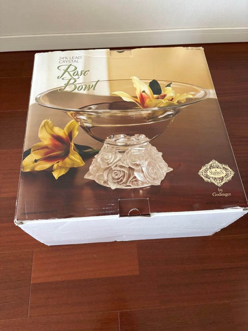 エレガント　クリスタル　ローズボール