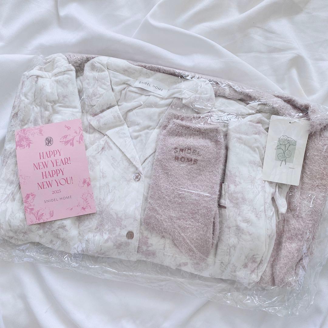 ｟土日限定｠スナイデルホーム 2025 福袋　抜き取りなし HAPPYBOX