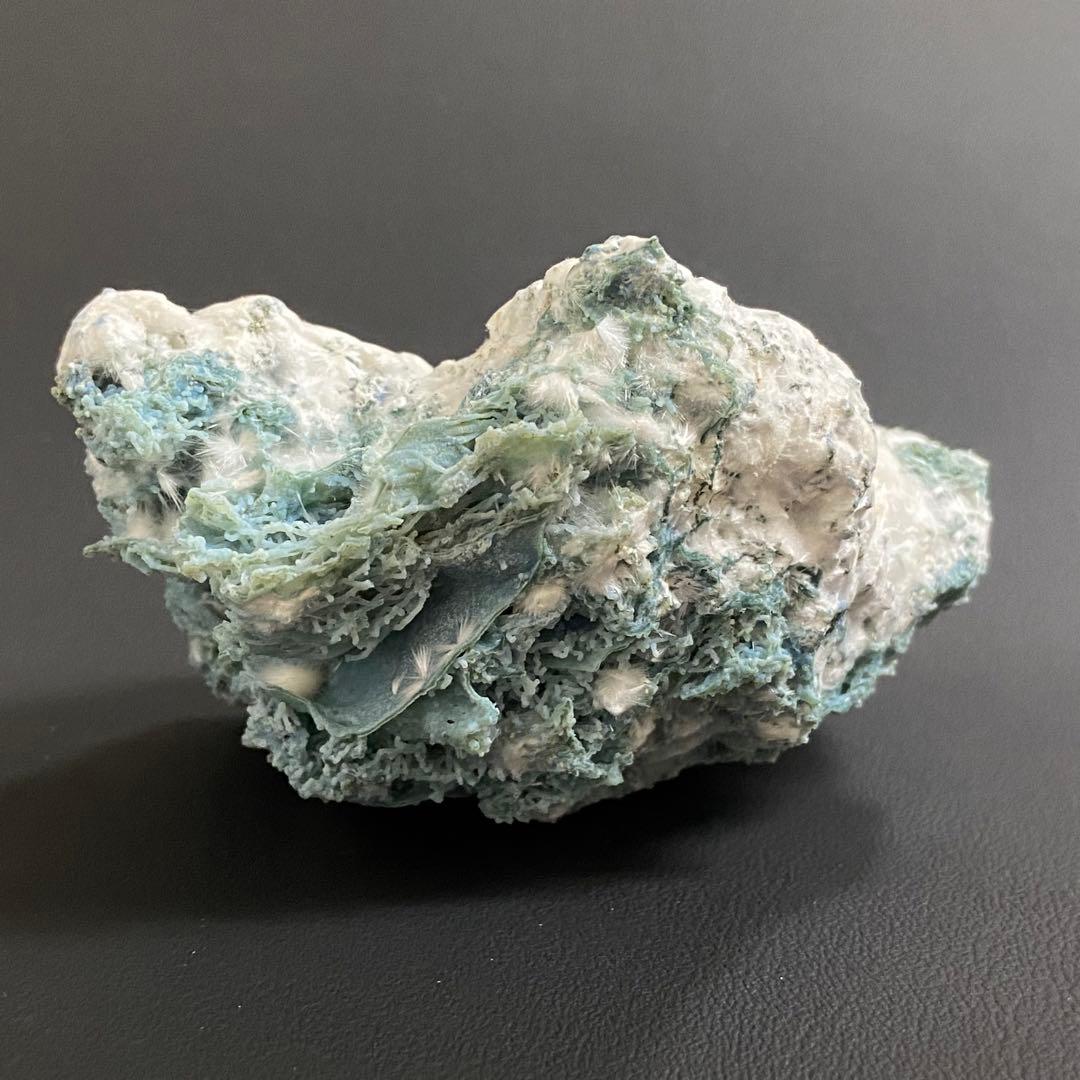 ブルーカルセドニー　モルデナイト　共生鉱物標本　原石鉱石　天然石　ストーン