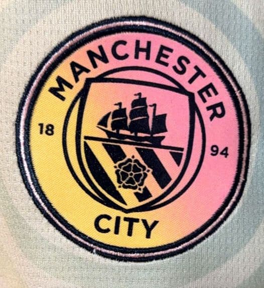 24-25 マンチェスター・シティ 4th ユニフォーム