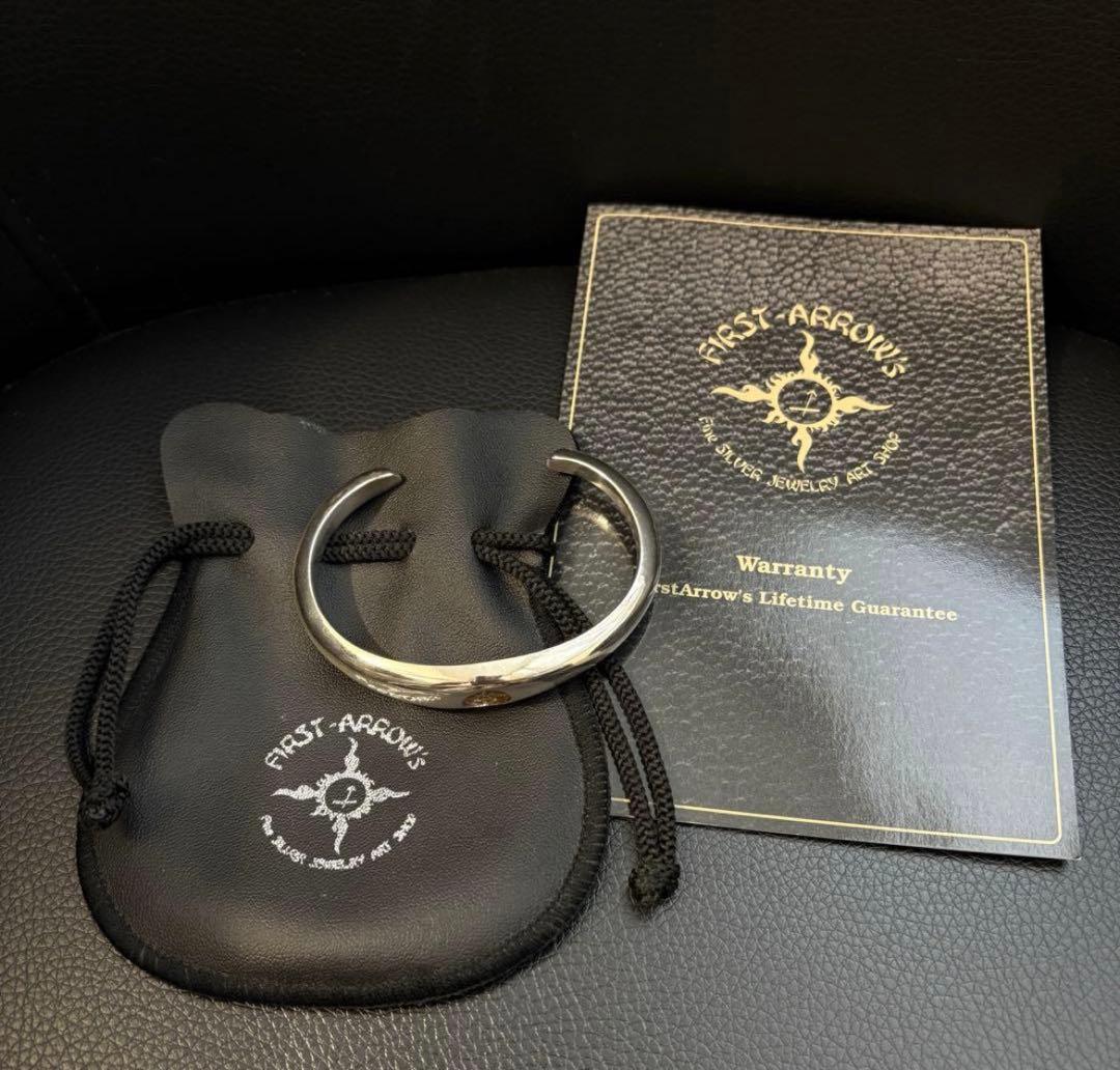 FIRST ARROW's K18付サークルセンター バングル