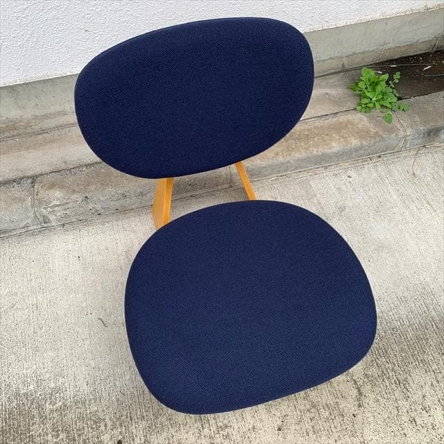 オレミッチャンドーセ｜天童木工｜低座イス｜