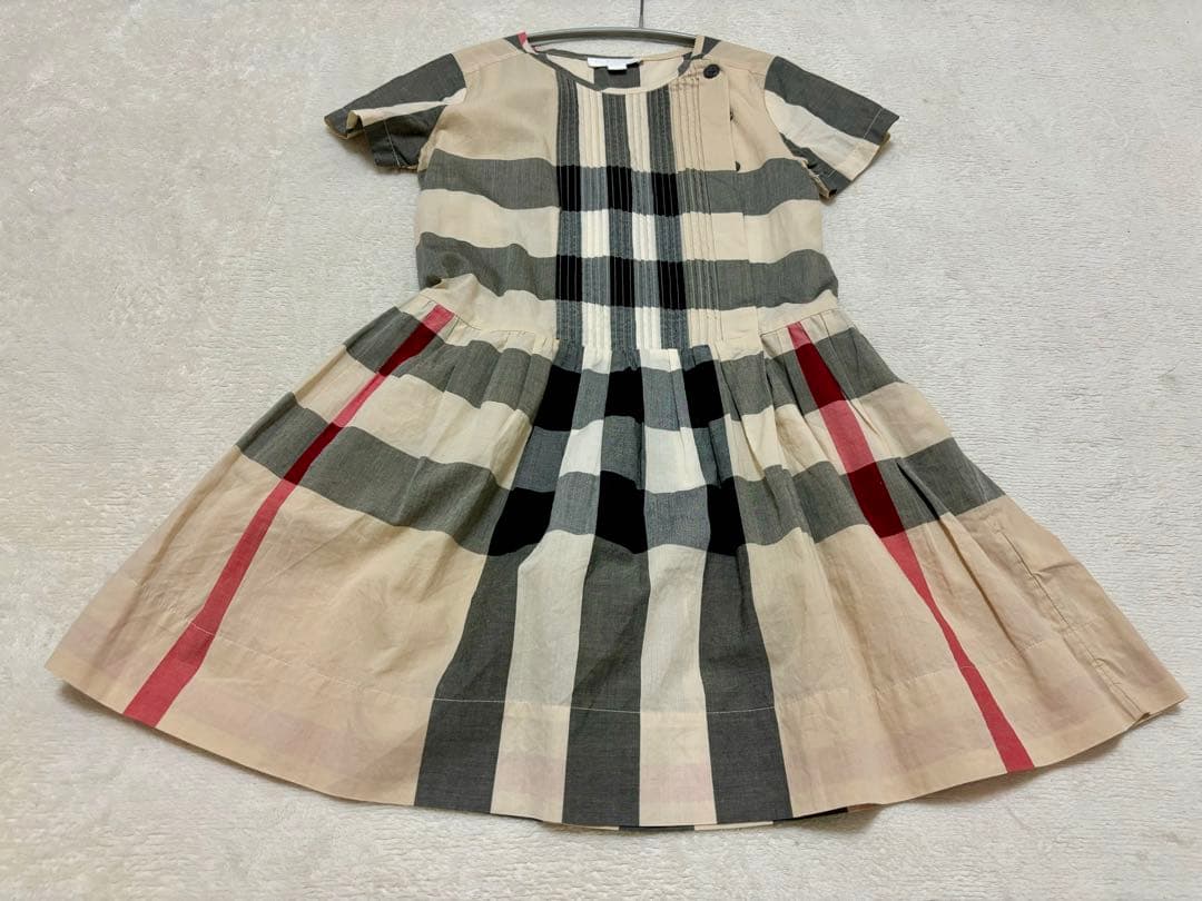 バーバリー　8y128cm 半袖ワンピース