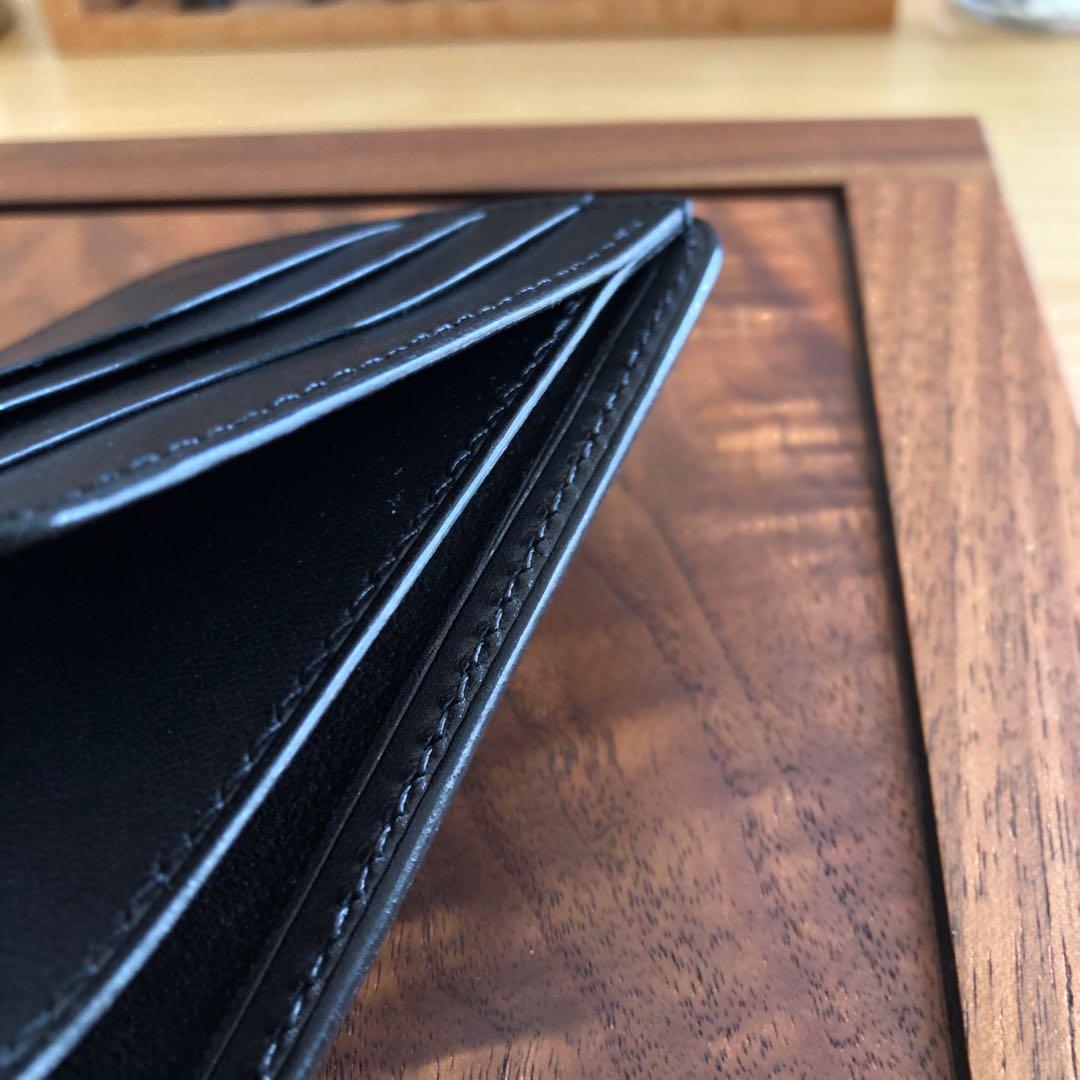 栃木ワイルドサドルブラック 二つ折り財布 総手縫い