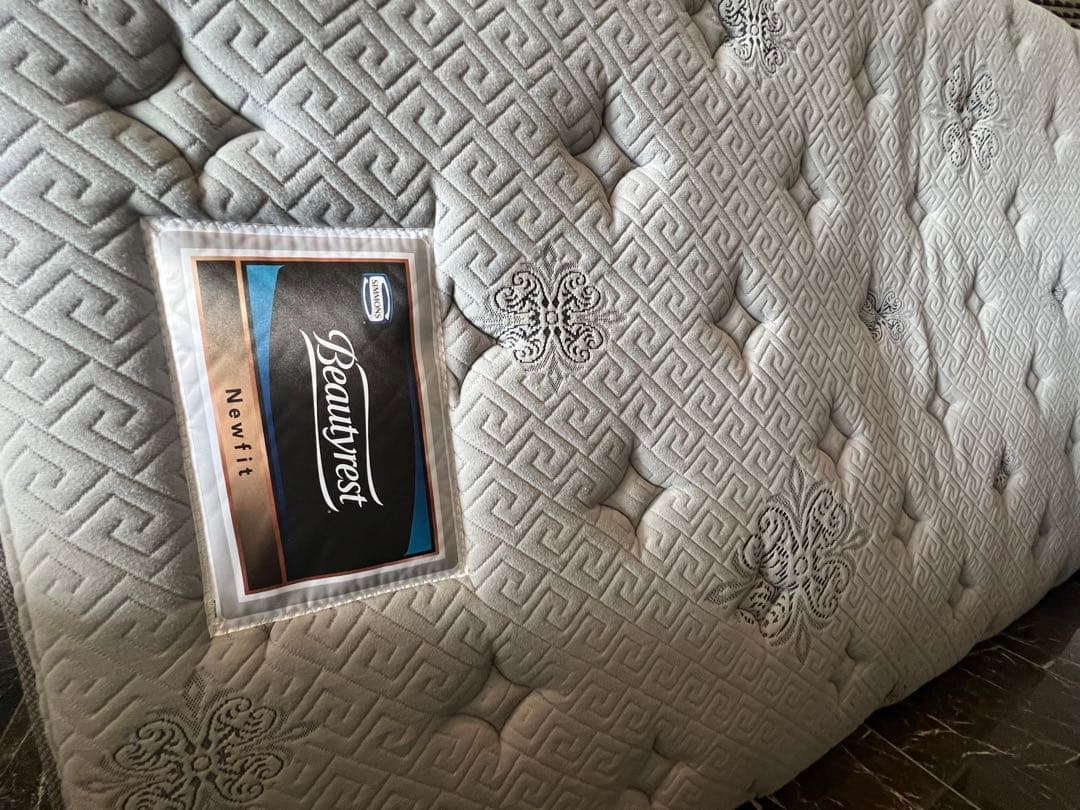 【NAKANAKA】シモンズ　ビューティーレスト　セミダブル