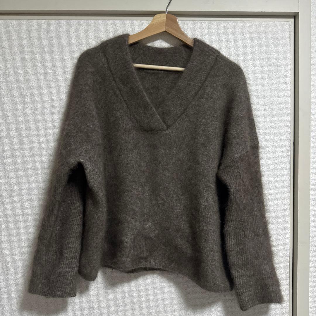 Noble ノーブル　ファーVネックニット　ブラウン