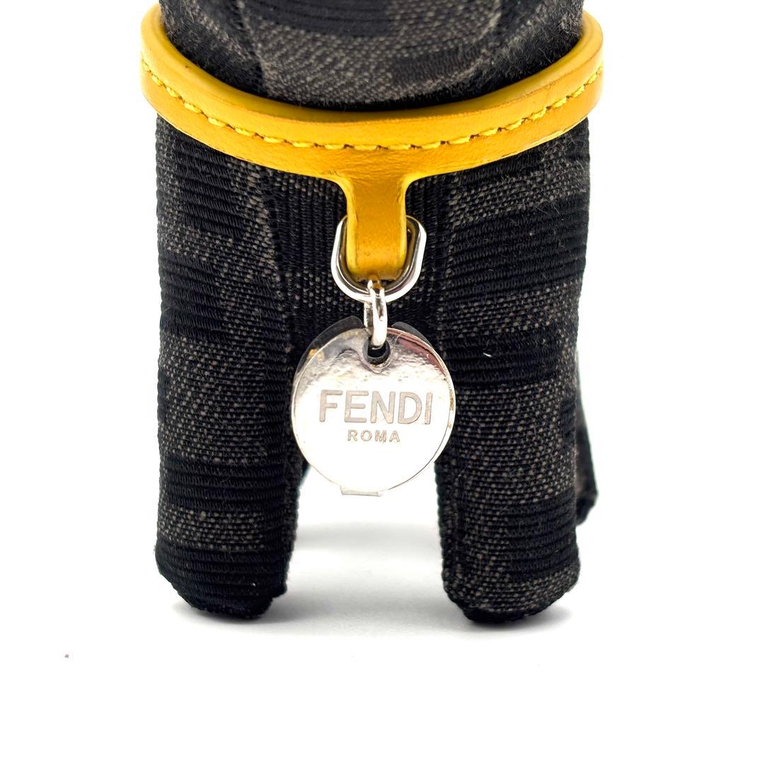 未使用保管品 フェンディ 犬 ドッグ チワワ バッグチャーム ズッカ FF 黒