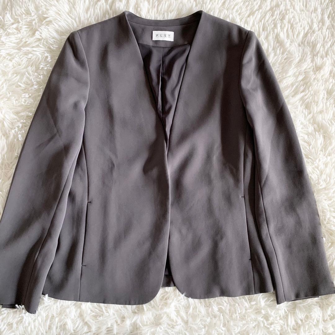 【美品】PLST プラステ　トリアセブレンド　ノーカラー　パンツスーツ　L
