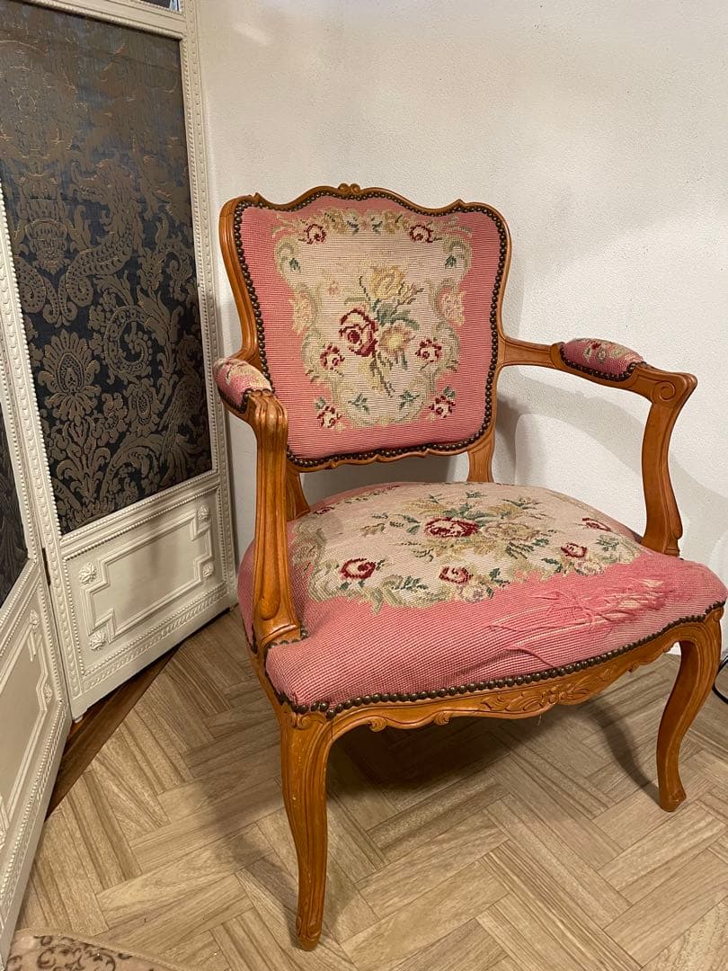 フランスアンティーク　プチポワンチェア
