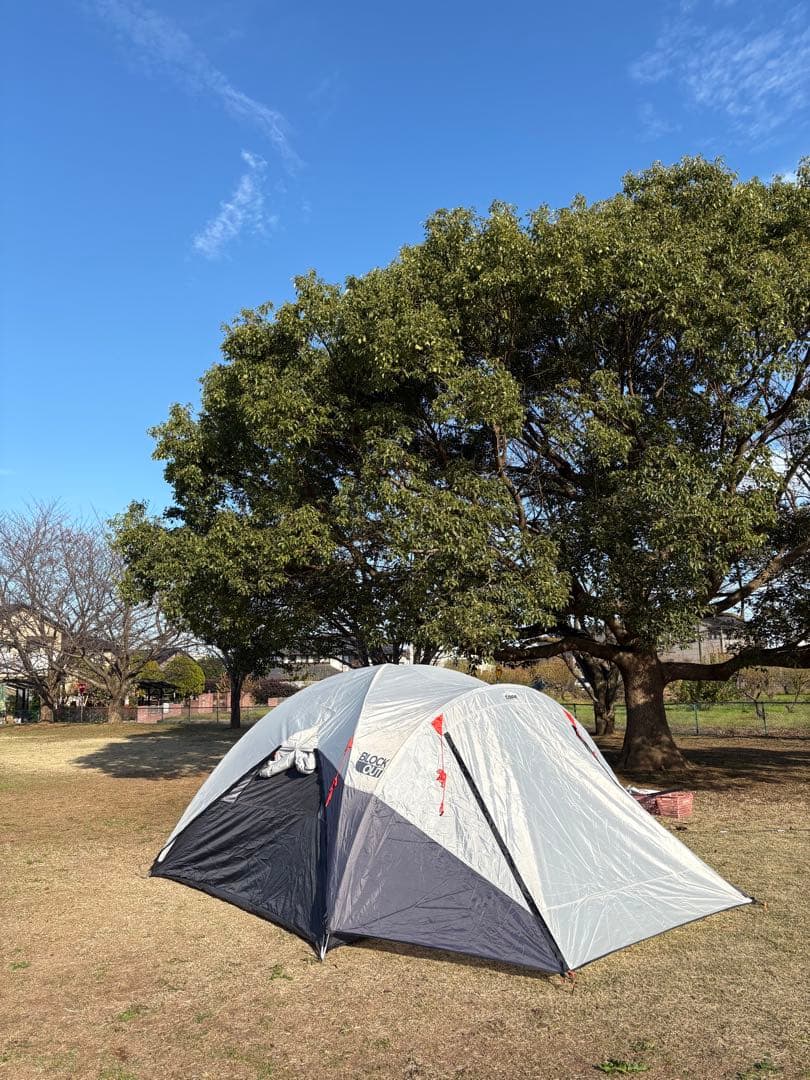 CORE 6人用ブロックアウト光遮断テント