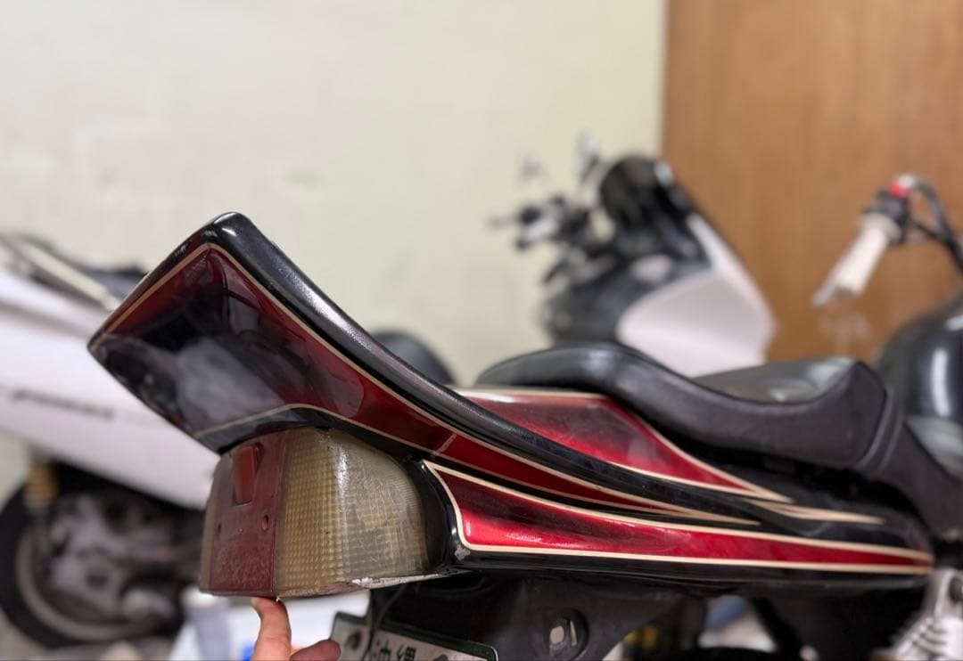 NC31 CB400SF CBXテール　羽タイプ