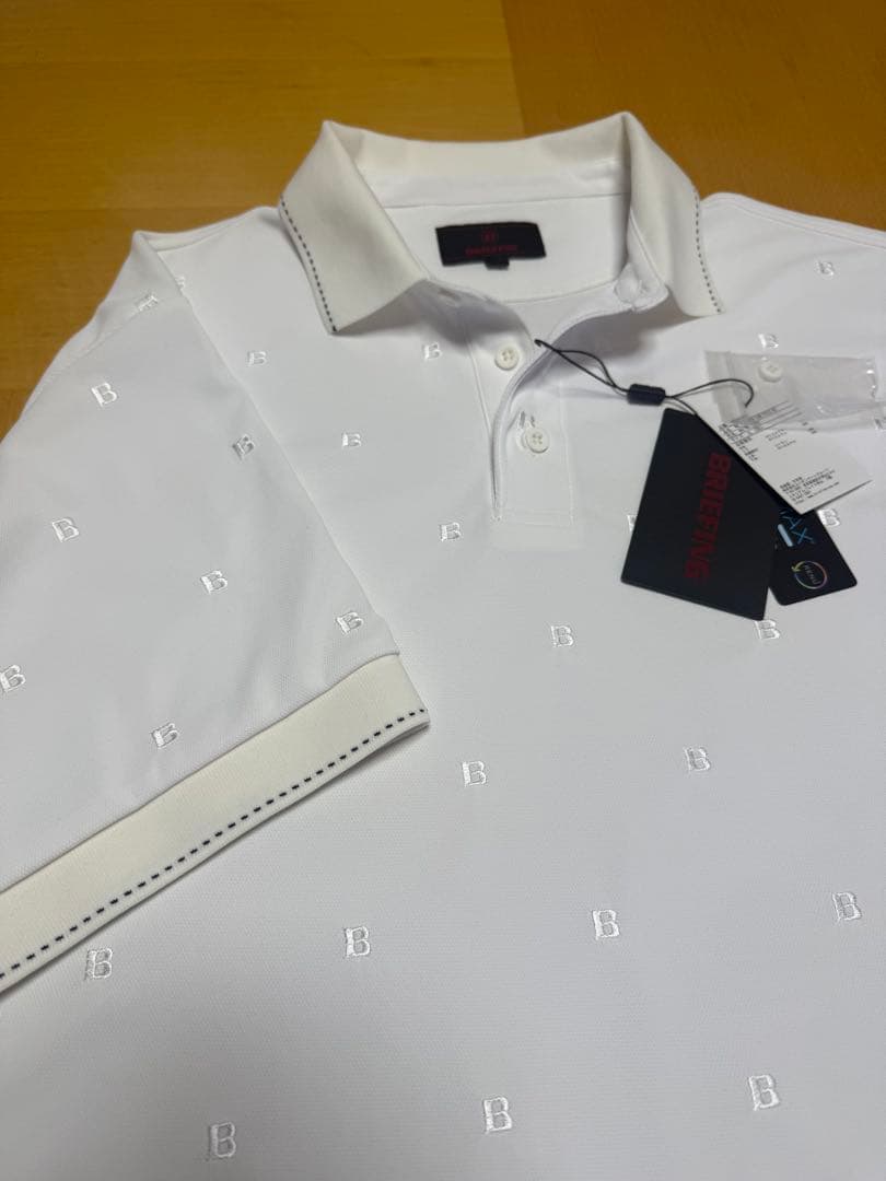 ブリーフィング　ホワイト B刺繍 ポロシャツ 新品(未使用) タグ付きサイズＸL