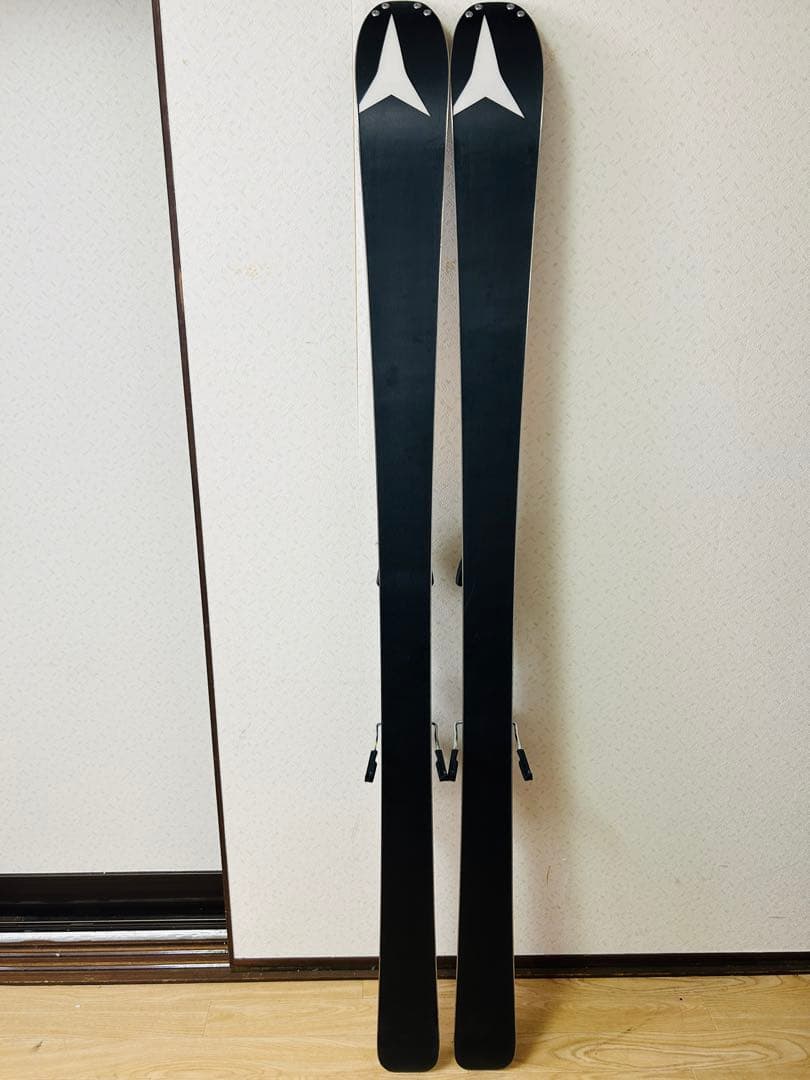 ATOMIC アトミック NOMAD SMOKE Ti 164cm スキー板