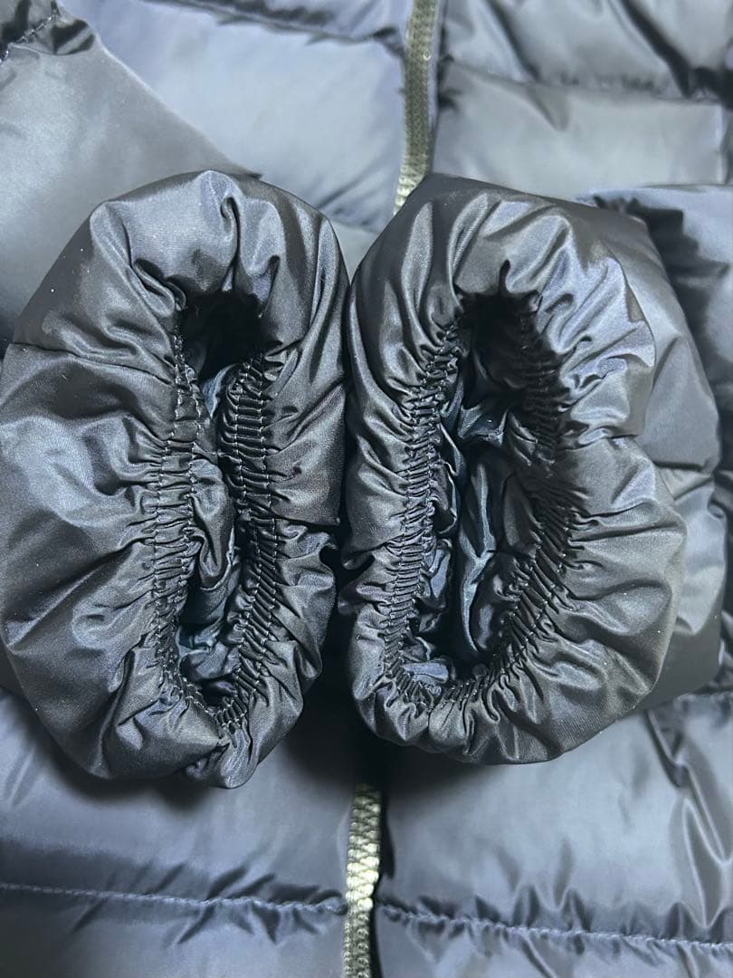 美品MONCLER モンクレール　シャーパル　ネイビー　12A 大人着用可能