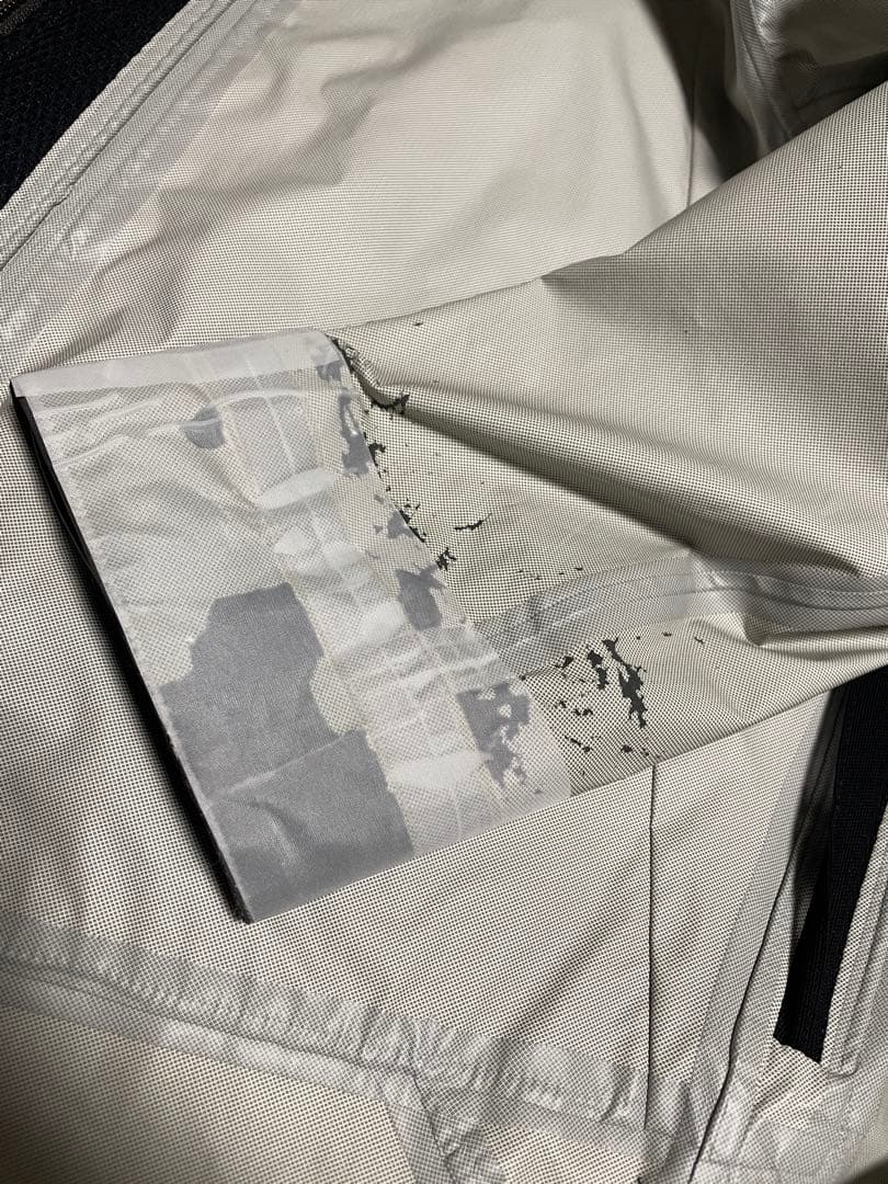 DESCENTE ALLTERRAIN デサント ハードシェルジャケット