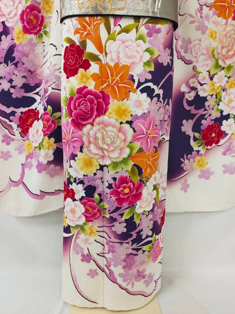 売約済み【WA-Modern】★★正絹　振袖　3点セット(振袖袋帯長襦袢)★★