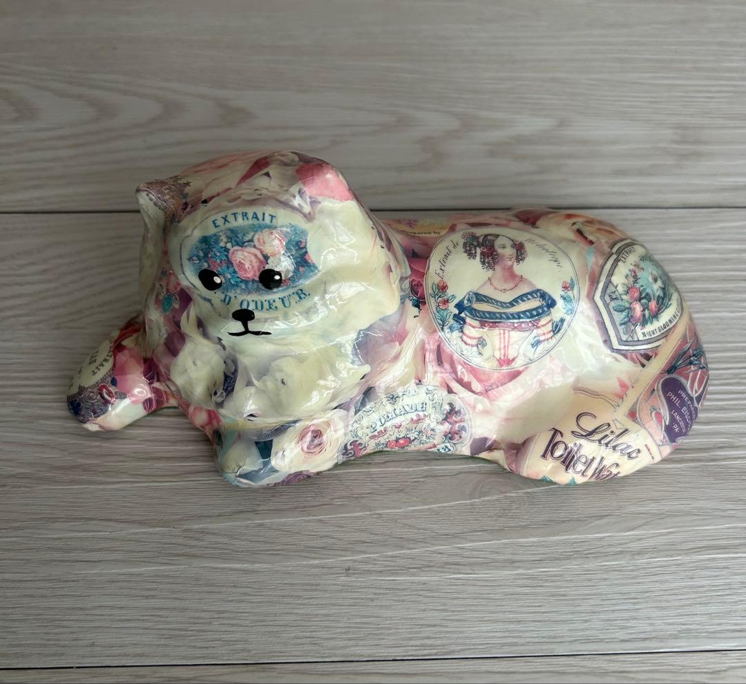 猫　陶器 置物　花柄　アンティーク　レトロ　猫の置物