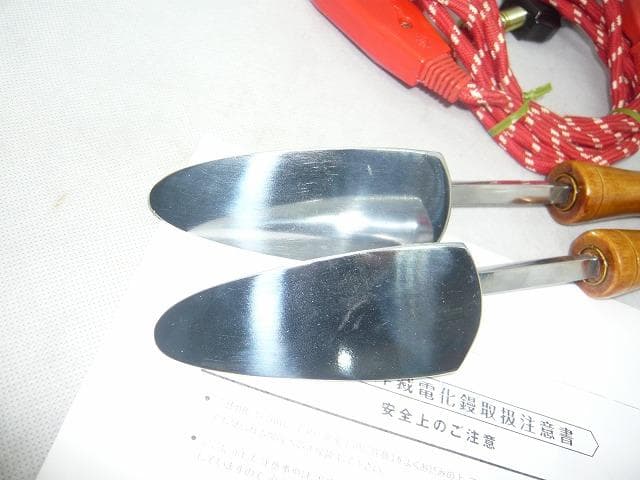 30日までお値引き中　美品　家庭科教材　電化鏝　和裁こて 　和裁コテ　鏝２本付