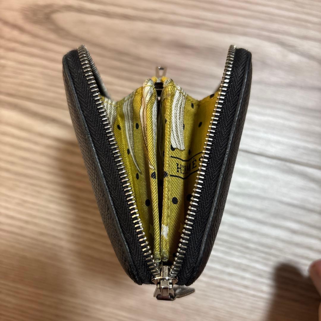 エルメス　シルクイン　コンパクト　黒　王者の虎