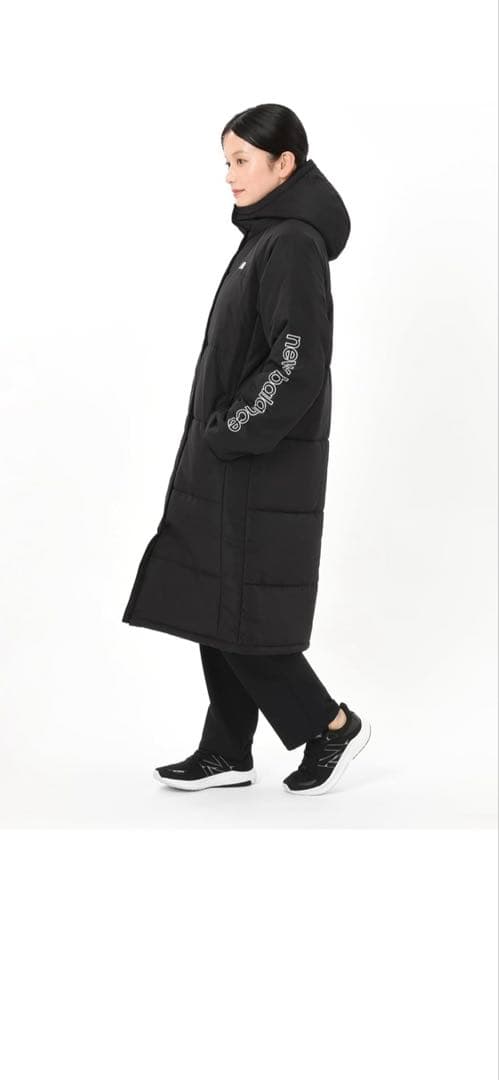 ニューバランス 黒 パデッドロングコートAWJ45400）ベンチコート 中綿 S