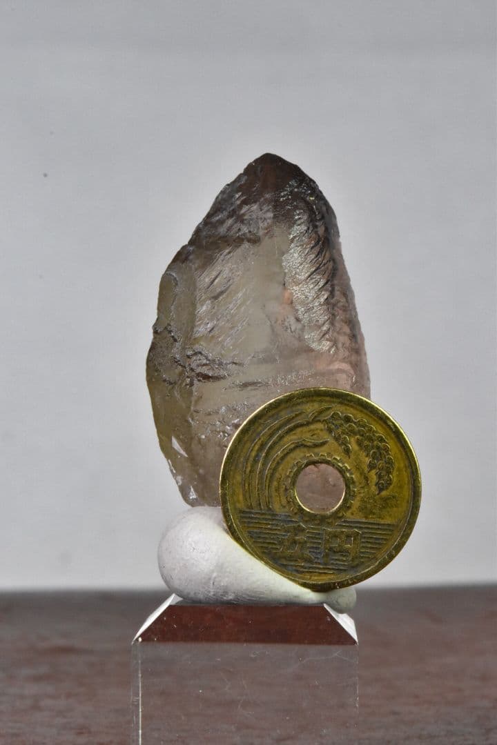 モンドクォーツ2022 スモーキーアイスクリスタル