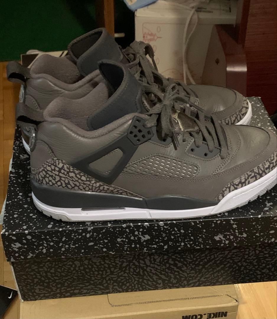 【ほぼ新品】ジョーダン　スパイジーク LOW ケイブストーン　27cm NIKE