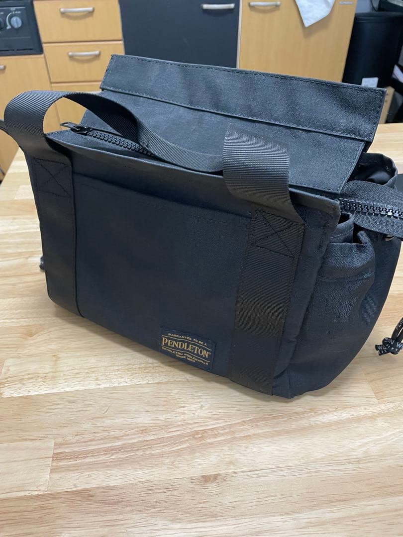 ペンドルトンマザーズバック　ブラックM