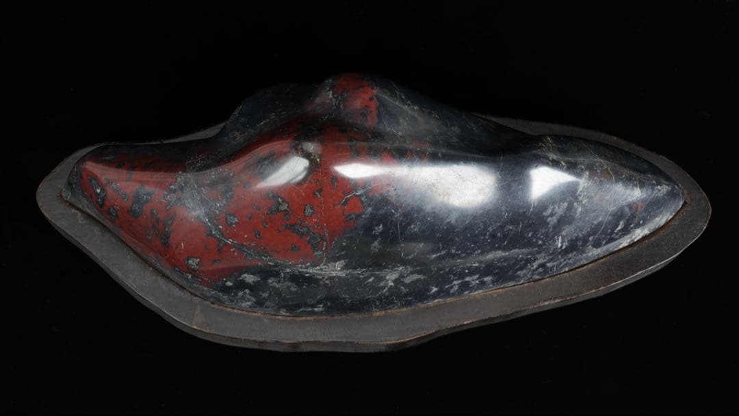 佐渡産 山形石 赤玉石 水石 鑑賞石 原石 自然石 美石 台座付 6117g