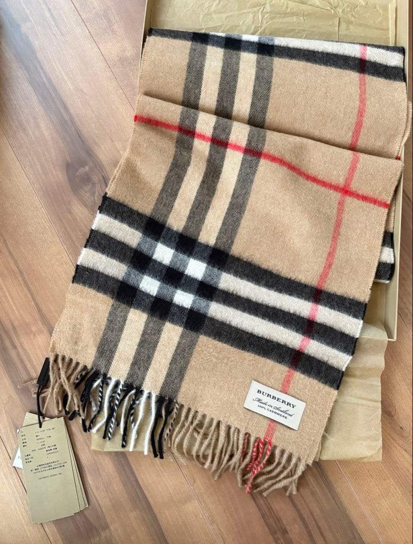 タグ付き新品　スコットランド製　カシミヤ100% マフラーBURBERRY