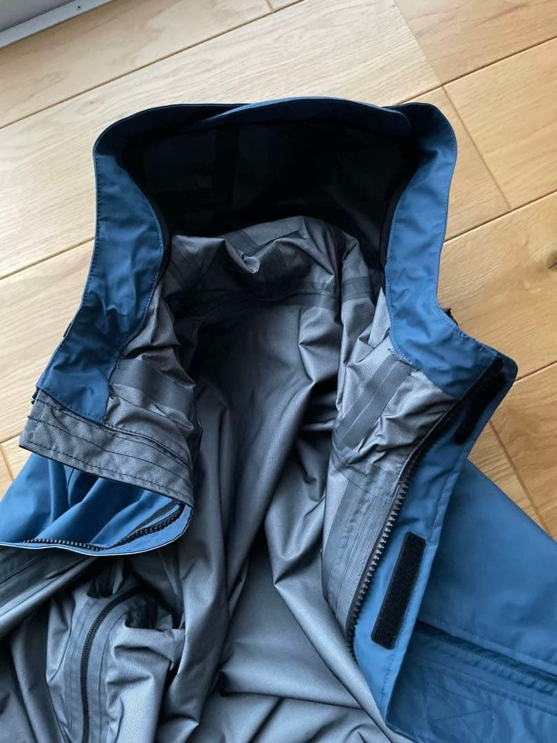 22/23 Green Clothing PEACE JACET Lサイズ　美品