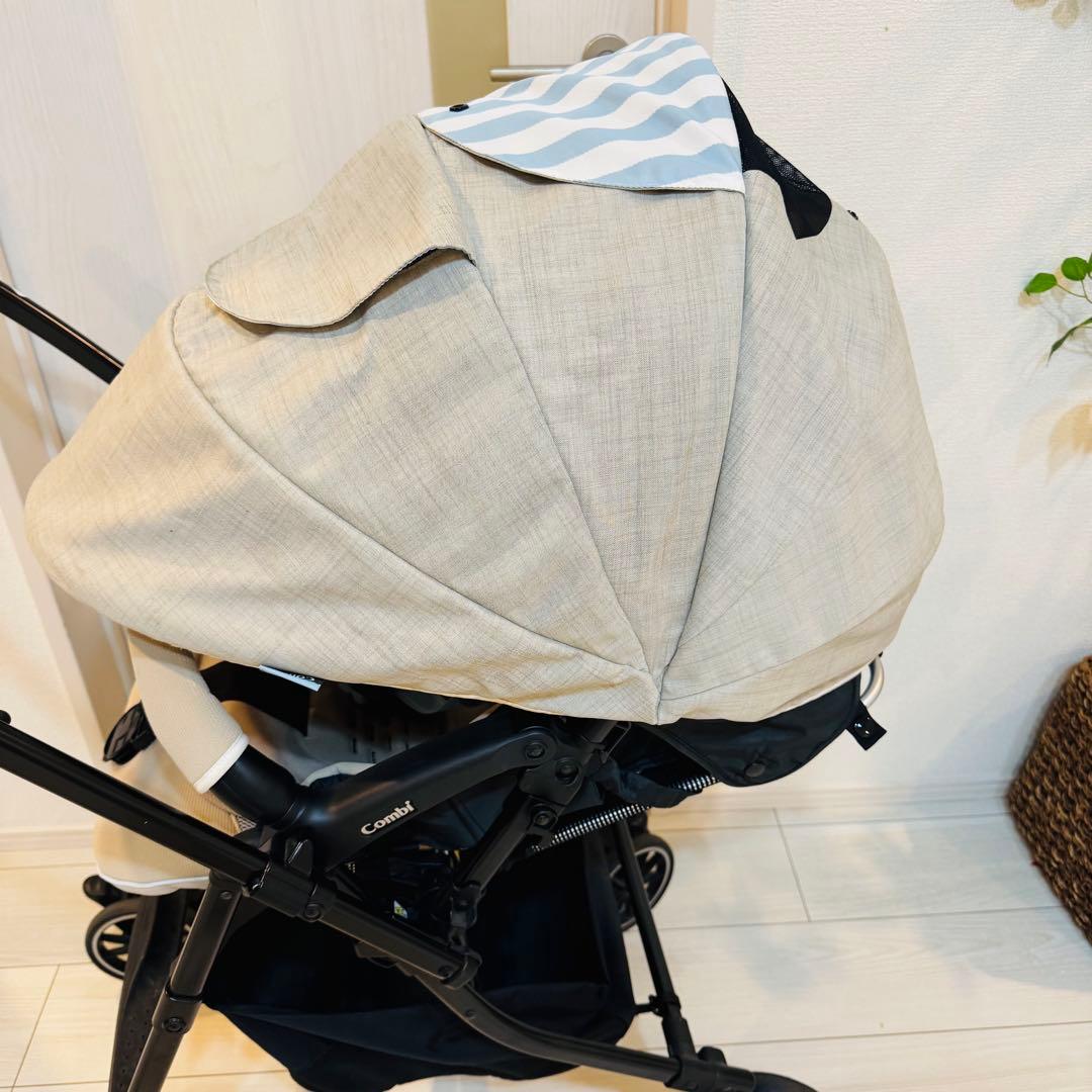 チィ コンビ　メチャカルハンディ　オート4キャス　ベビーカー ベージュ
