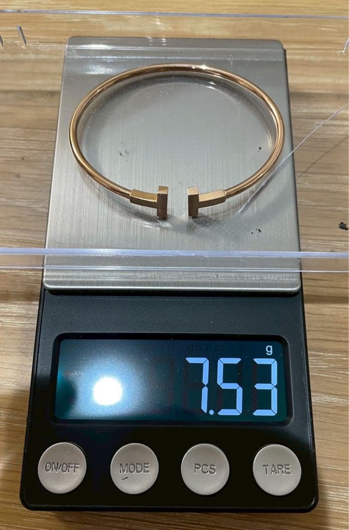 ティファニーワイヤーTバングル　K18 ブレスレット　7.5g