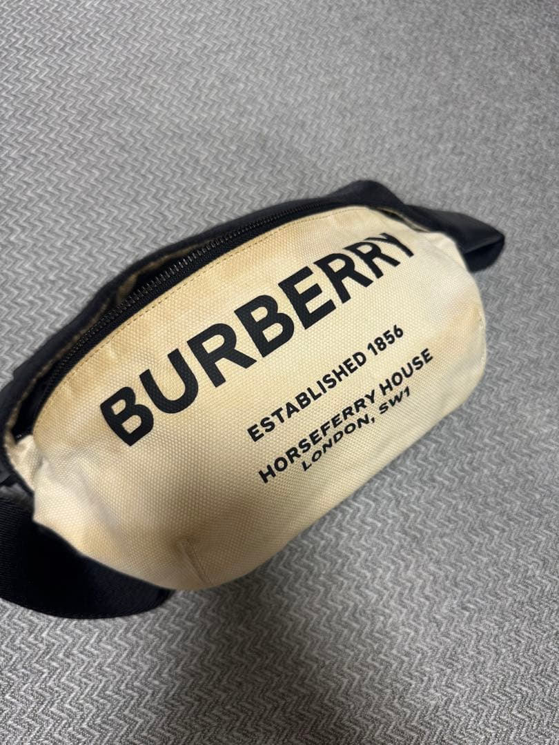 BURBERRY ボディバッグ ベージュ