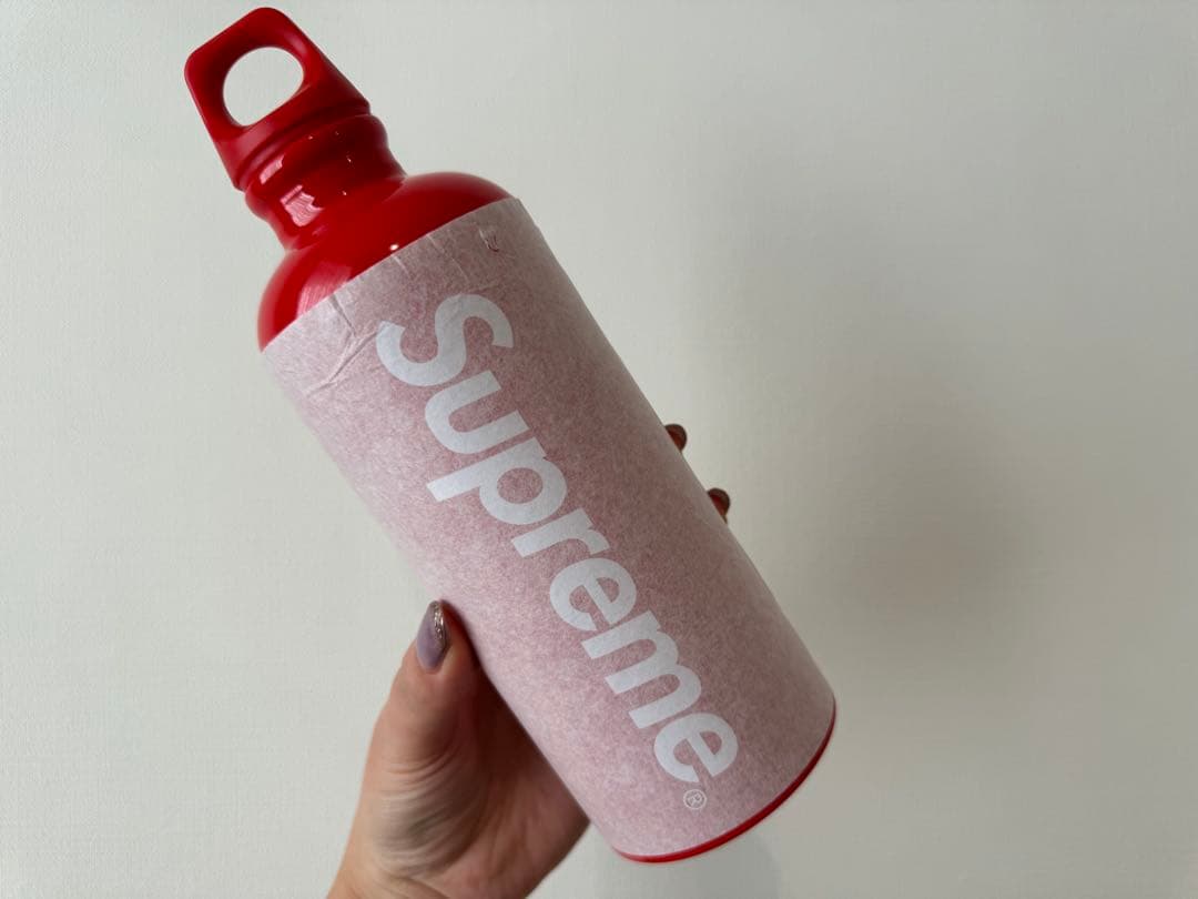 supreme water bottle シュプリーム ボトル