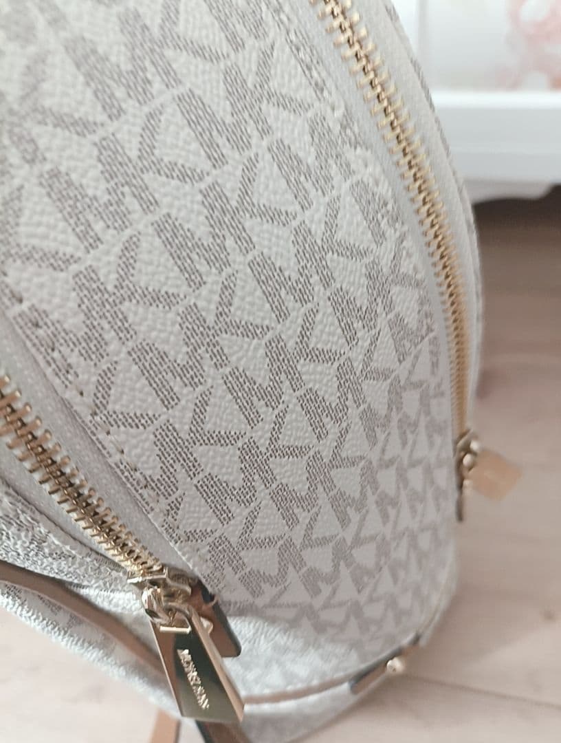 【2】MICHAEL KORS マイケルコース モノグラムリュック バックパック