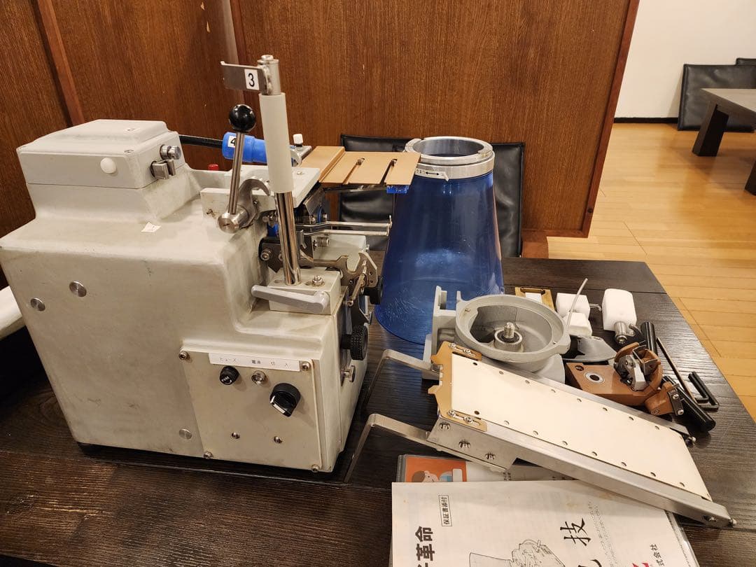 餃子革命　小型餃子機　東亜工業