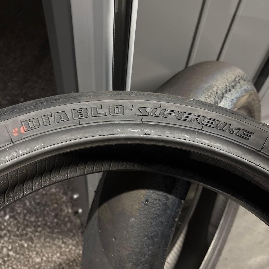 ピレリ　ディアブロスーパーバイク 110/70-R17 140/70-R17 ②