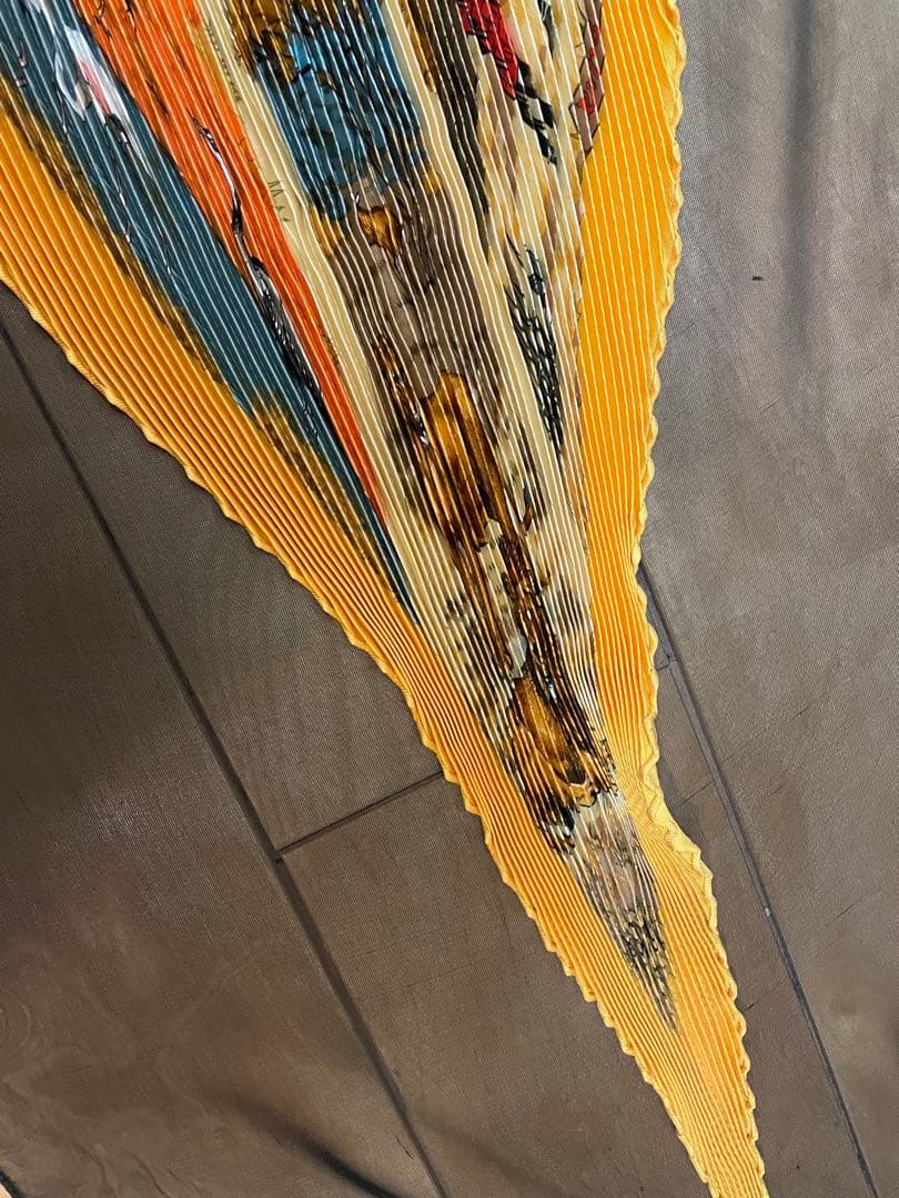 エルメス スカーフ プリーツ イエロー 中古 タンザニア マルチカラー