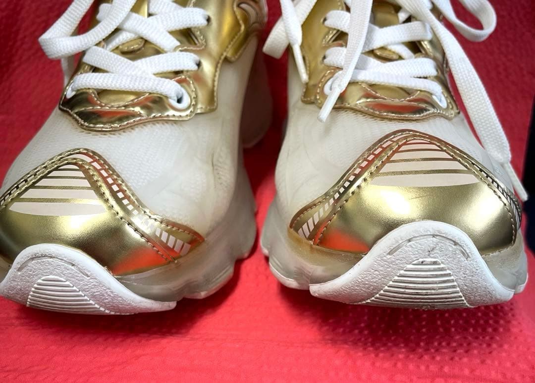 ディオールDior ディオールヴァイブ スニーカー白ゴールド36.5 23.5㌢