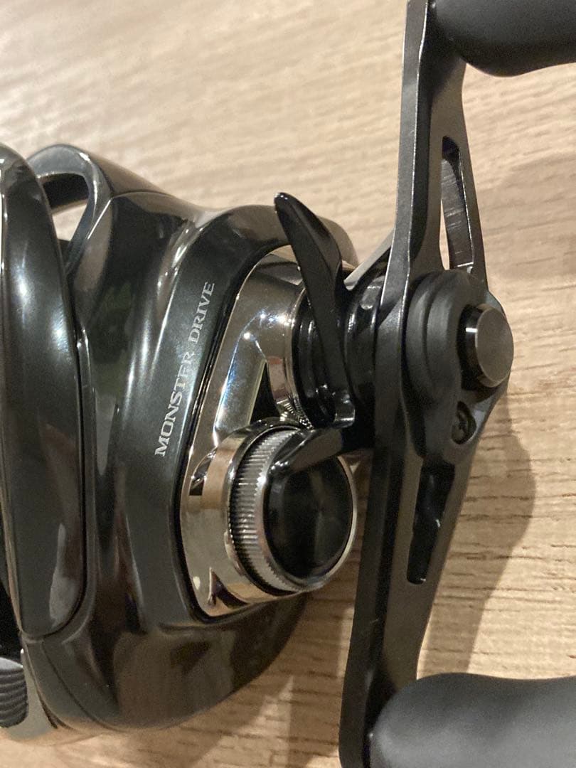 最終値下げです。SHIMANO２３アンタレスＤＣＭＤ　ＨＧ　右になります。