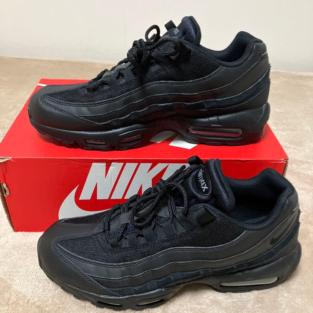Nike Air Max 95 エッセンシャルブラック 28cm