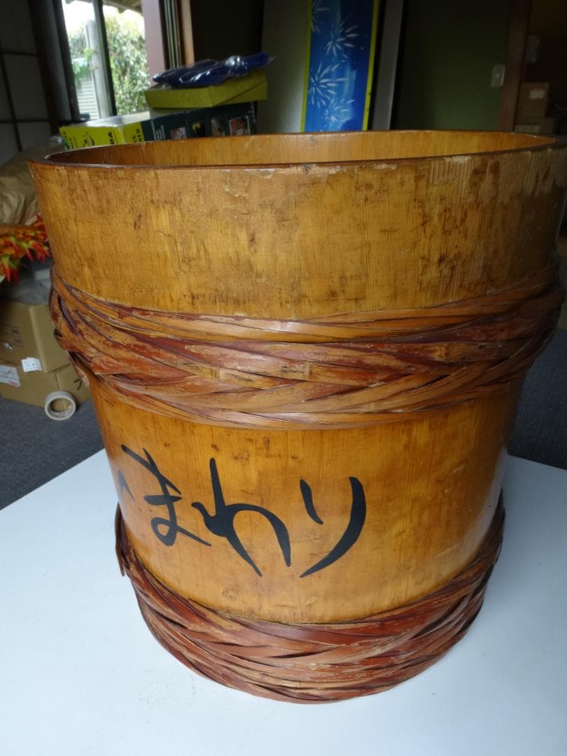 樽（小）商品のディスプレイなどに