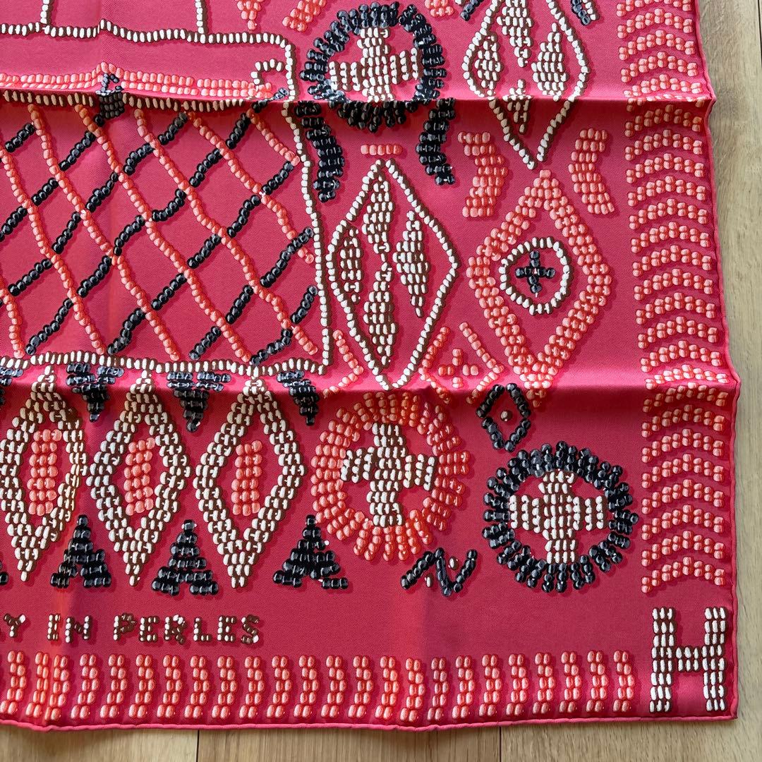 未使用保管品　エルメス スカーフ　カレ70 ケリーアンペルル