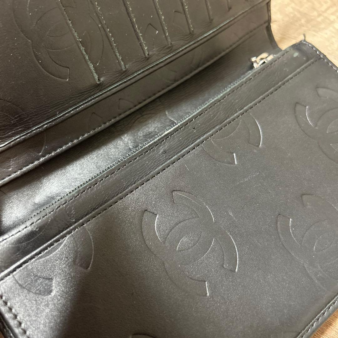 〝緊急値下げ〟 CHANEL二つ折財布