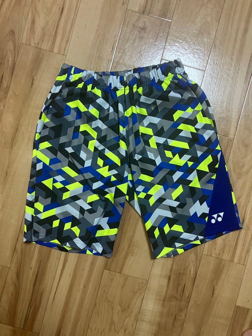 バドミントン　ユニフォーム　パンツ　サイズL