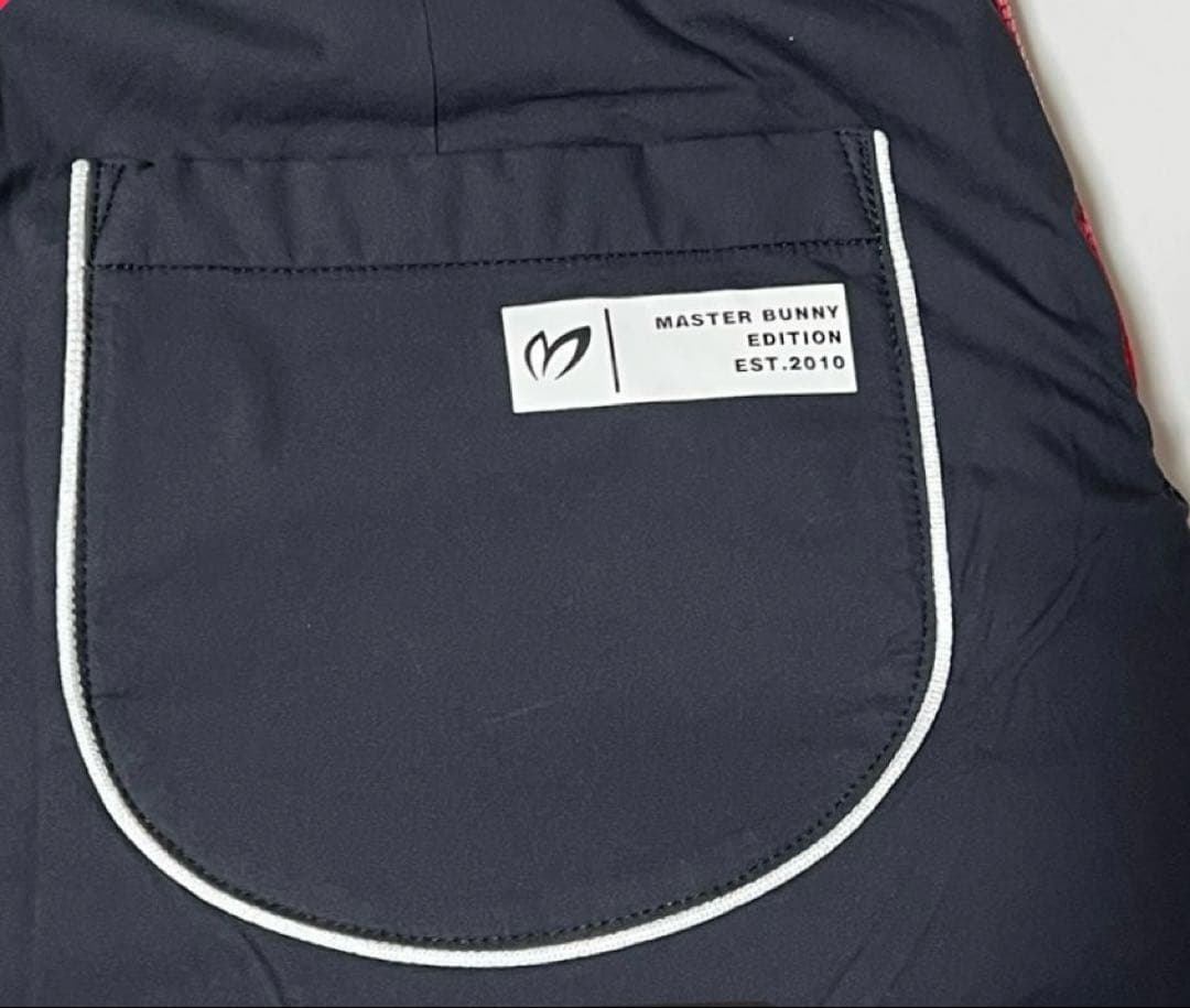 【セット リバーシブル】マスターバニー 中綿スニード & スカート 原英莉花