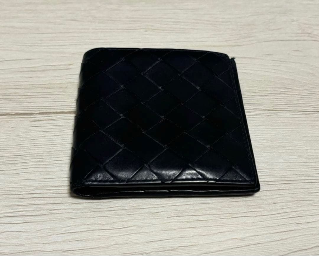 【美品】Bottega Veneta ブラック 二つ折り財布