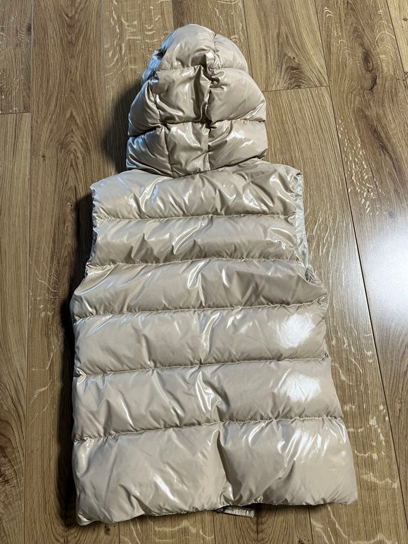 duvetica デュベティカ　ダウンベスト　ベージュ　40