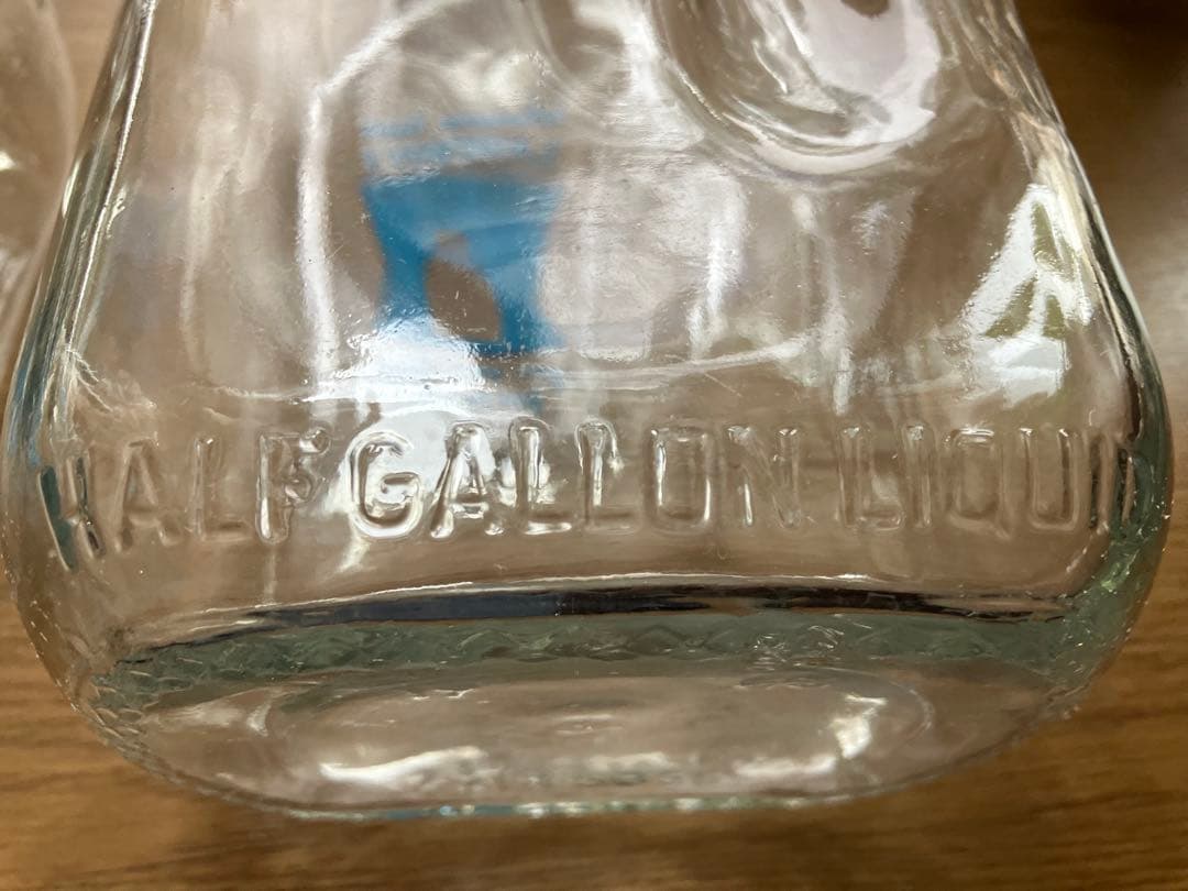 LAWSON’s ガラス瓶 2個セット ブルーキャリーケース付き